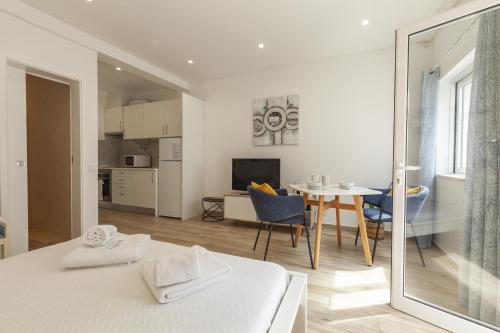 A09 - Sidestreet Mineiro Studio
