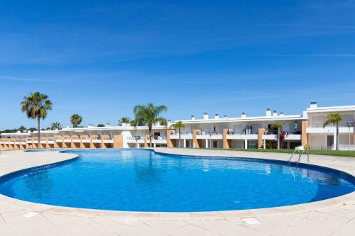 #154 Relax & Unwind 2BDR Villa