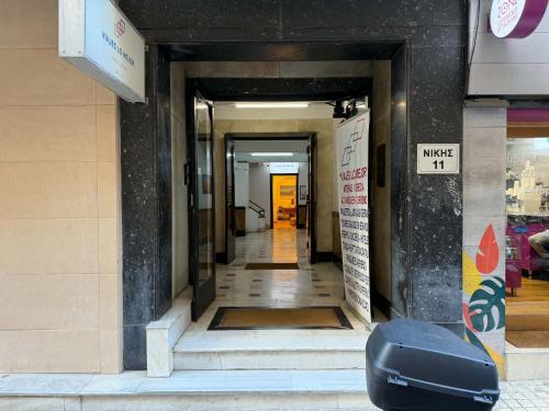 Syntagma square, 50sqm nikis luxurious apartment