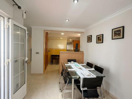 Apartamento de 2 habitaciones y balcon cerca de la playa