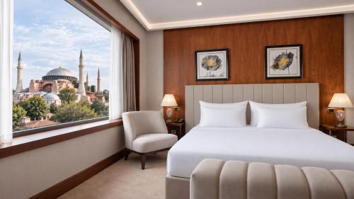 Superior Twin Room with Hagia Sophia View