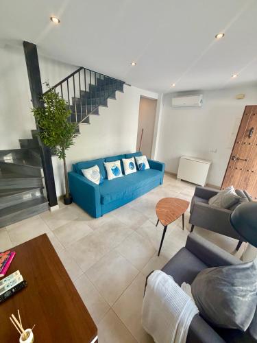 Modern townhouse & jacuzzi SilHouse Nerja