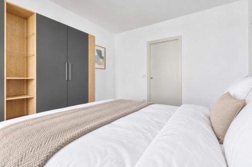 Feel Uptown Fiera with Terrace & Garage by NDP Rent