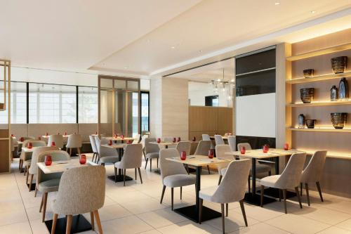 Courtyard by Marriott Osaka Honmachi