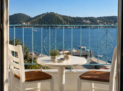 Agnàntema Portside Stays Skiathos, The Authentic Sporadean Living