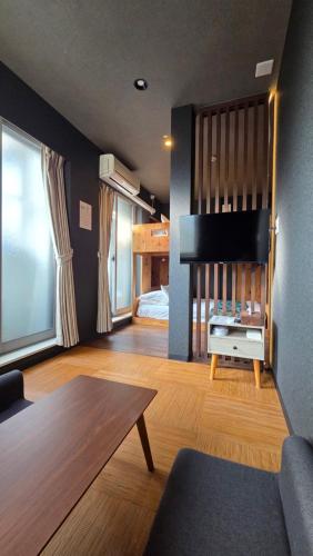 Poly Hostel Osaka