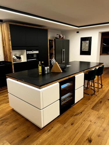 Lakeside Penthouse 16