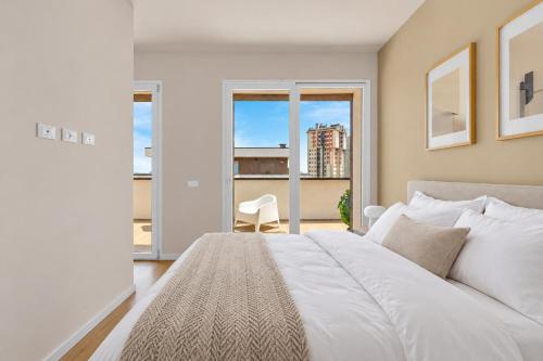 Airy Apartments with Balcony & Garage by NDP rent