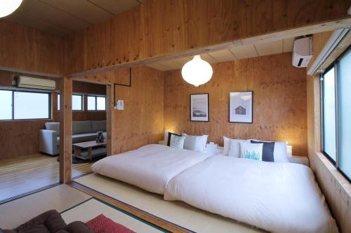 Nishikaniya by b hotel - Large Apartment 10mins walk from Hiroshima Station
