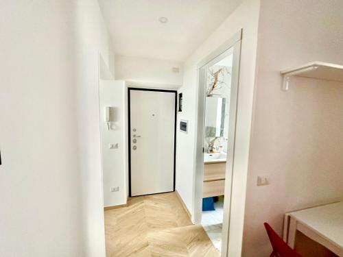 New apartment on the way to Metro C Colosseum