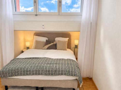Stylish 1BR overlooking Zurich - Tilia 52