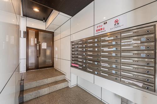 Nearest ASAKUSA station have Elevator Ginza 17min Ueno 5min Shibuya 34min omotesanto 30min
