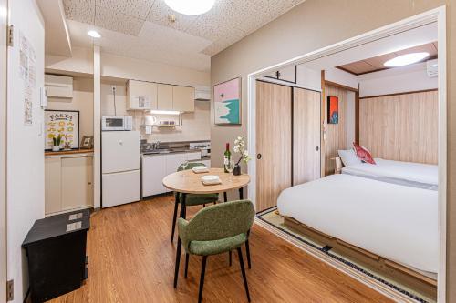 Nearest ASAKUSA station have Elevator Ginza 17min Ueno 5min Shibuya 34min omotesanto 30min