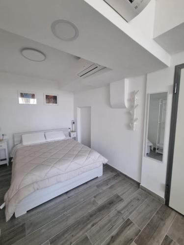 Suite1925