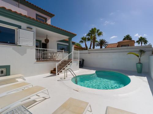 Villa Veaco Beach with jacuzzi and private pool