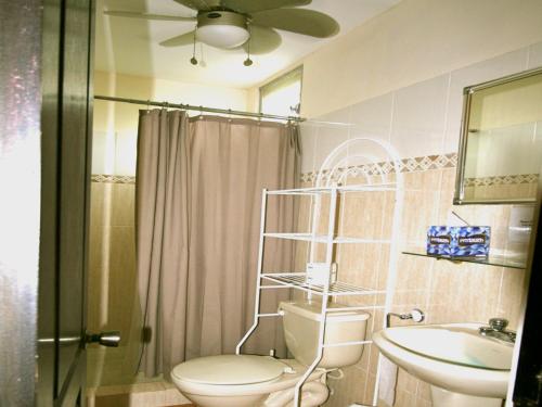 A bathroom at Punta Chame Club and Resort
