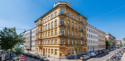 easy-flat AKH - 100sqm Apartment near Metro