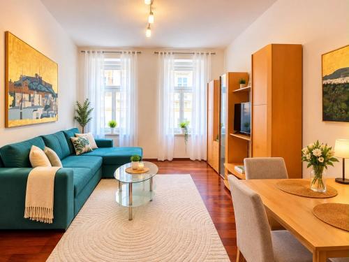 Vienna Apartment near U-Bahn up to 4 Guests 2,5 km to Center Bed Sofa Bed Wi-Fi
