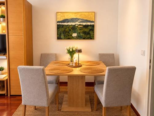 Vienna Apartment near U-Bahn up to 4 Guests 2,5 km to Center Bed Sofa Bed Wi-Fi