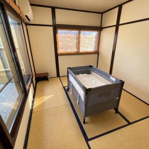 Family-Friendly, 2-Story Kyoto House, Walk to Gion