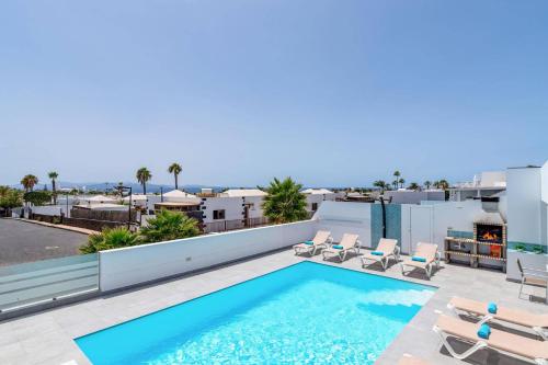 Villa Aqualava 2 by Villa Plus