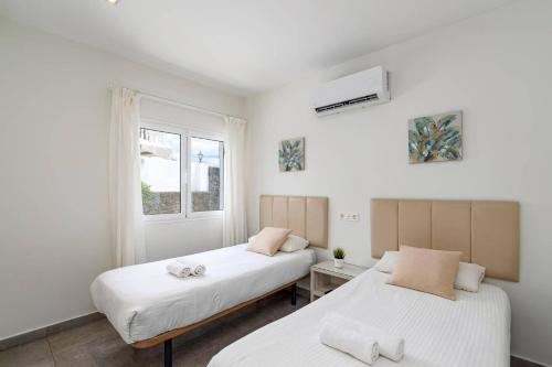 Villa Aqualava 2 by Villa Plus