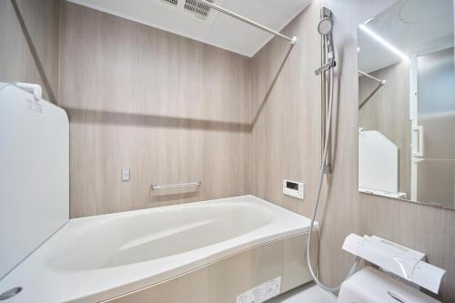 Iriya 10-min Walk Ueno 1 Stop 4BR 14 Guests