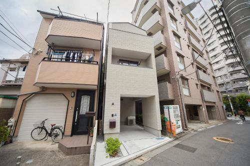 Iriya 10-min Walk Ueno 1 Stop 4BR 14 Guests