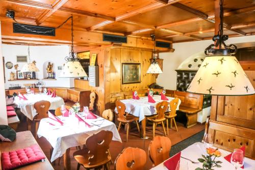 En restaurang eller annat matställe på Gasthof Simmerlwirt