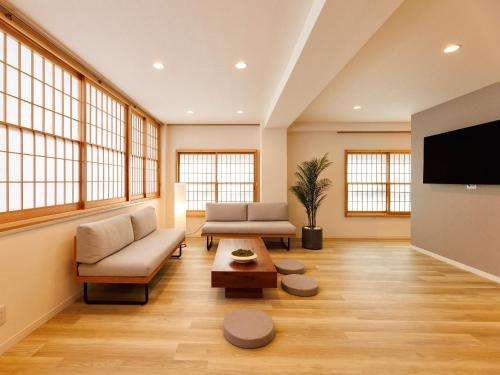 Central Roppongi House