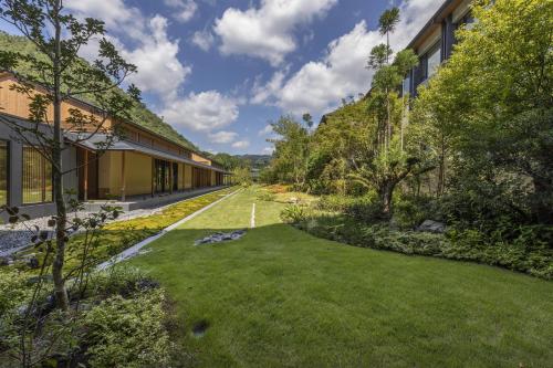 ROKU KYOTO, LXR Hotels & Resorts by Hilton