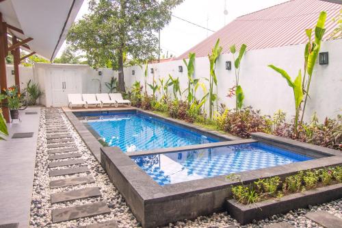 Kolam renang di atau dekat dengan KyGunAya Villa
