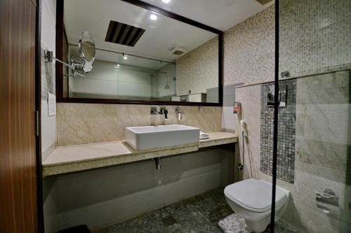 Kúpeľňa v ubytovaní Hotel Emerald