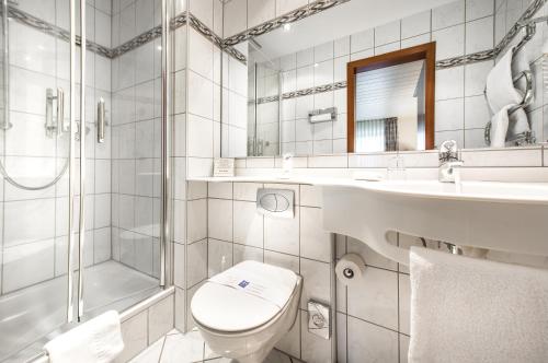 Koupelna v ubytování Akzent Hotel Köhler