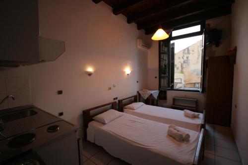 Chania Rooms