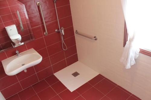 A bathroom at Casa Rodiño
