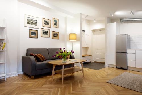 Posezení v ubytování Vana-Posti Apartment