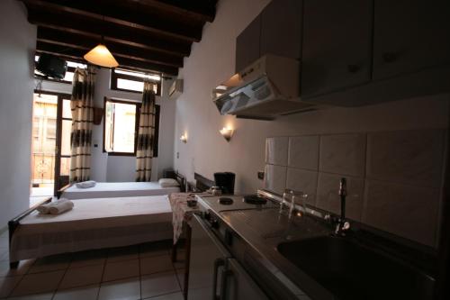 Gallery image of Chania Rooms in Chania Town