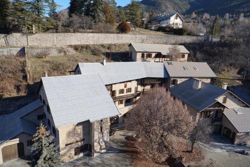an aerial view of a house with a roof at Cap Verb Guillestre in Guillestre