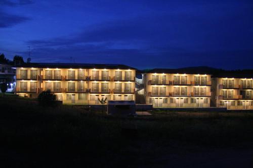 Budova, kde se aparthotel nachází