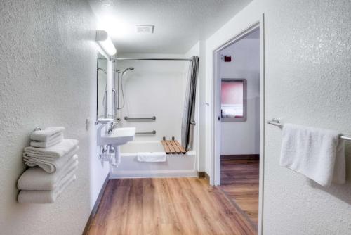 Galería fotográfica de Motel 6-Niantic, CT - New London en Niantic