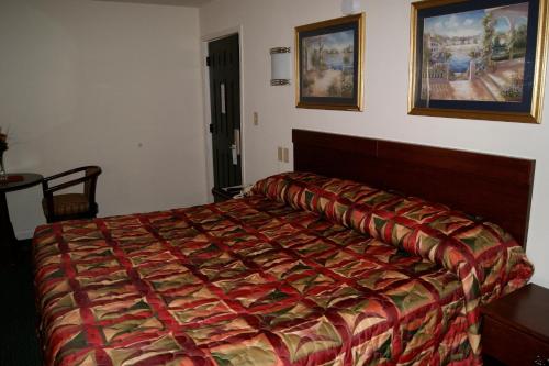 American Inn and Suites – Photos 3
