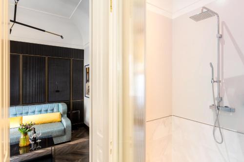 Gallery image of The H'All Tailor Suite Roma in Rome