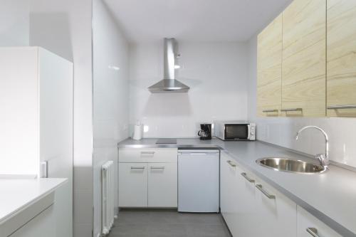 Η κουζίνα ή μικρή κουζίνα στο Apartamento Plazalema