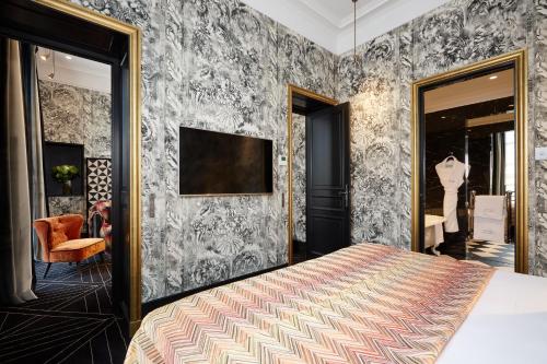 Le Pavillon de la Reine & Spa, Place des Vosges photo 83