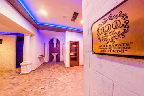 Koupelna v ubytování Apollo Wellness Club