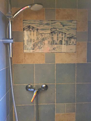 Ένα μπάνιο στο Pantorano rooms