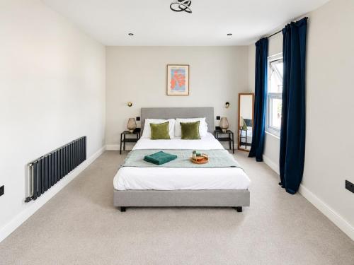 Spacious 4-Bedroom London Home Work Stay &Explore, London (updated ...
