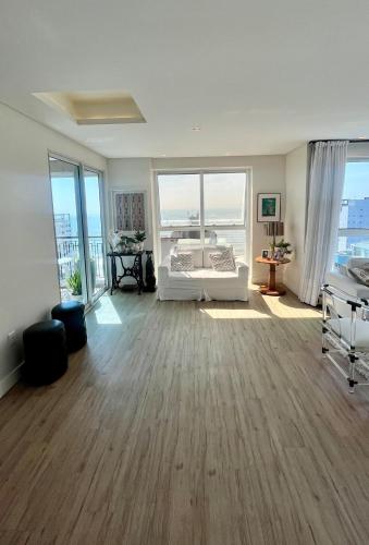 Stunning Apartment, High Standard Sea View, Balneário Camboriú (prețuri ...