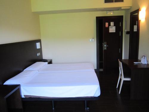 Euba Hotelにあるベッド